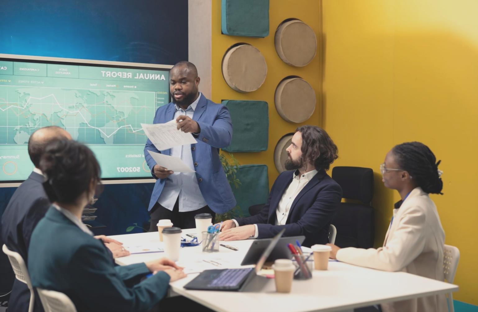 Sesión educativa sobre estrategias de análisis técnico